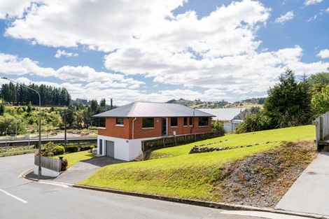 Photo of property in 90 Main South Road, Green Island, Dunedin, 9018