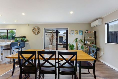 Photo of property in 24 Norfolk Crescent, Otaki Beach, Otaki, 5512