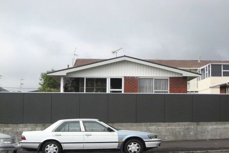 Photo of property in 362 Devon Street East, Strandon, New Plymouth, 4312
