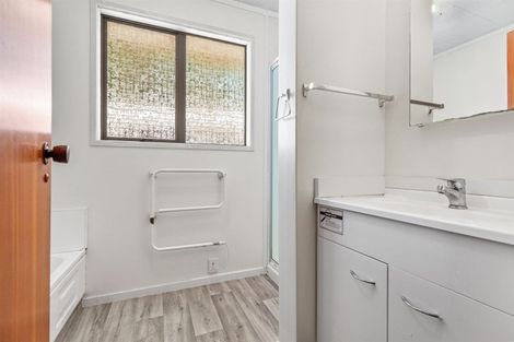 Photo of property in 2 Neil Place, Gate Pa, Tauranga, 3112