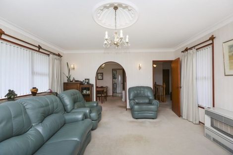 Photo of property in 9 Tiverton Crescent, Whalers Gate, New Plymouth, 4310