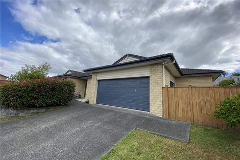 Photo of property in 2 Northbrook Close, Greenhithe, Auckland, 0632