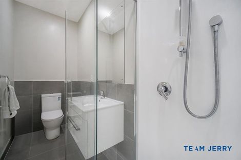 Photo of property in 2 Gallantry Crescent, Papakura, 2110