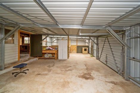 Photo of property in 303 Lepper Road, Egmont Village, Inglewood, 4386