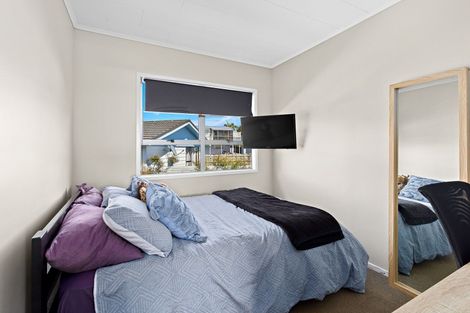 Photo of property in 9 Kauri Crescent, Snells Beach, 0920
