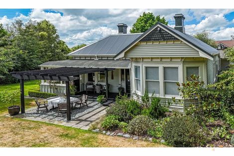 Photo of property in 22 Mckenzie Street, Geraldine, 7930