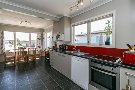 Photo of property in 39 Kelly Street, Inglewood, 4330