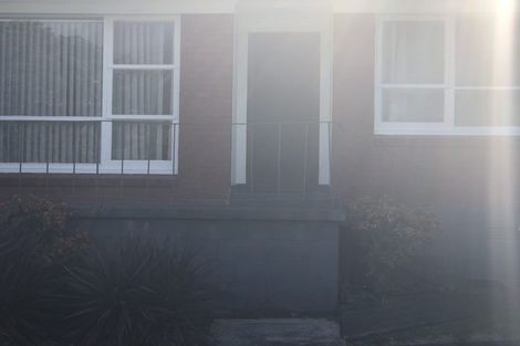 Photo of property in 2/99 Ireland Road, Mount Wellington, Auckland, 1060