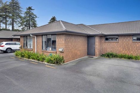 Photo of property in 4/108 Old Farm Road, Hamilton East, Hamilton, 3216