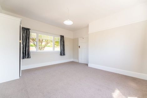 Photo of property in 1 Hertnon Street, West End, Timaru, 7910