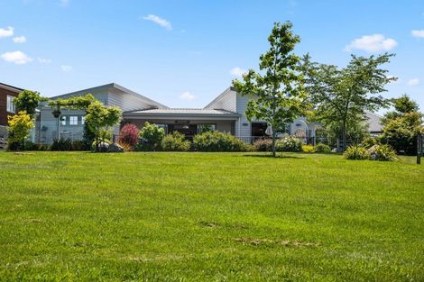 Photo of property in 17 Pukeko Way, Kinloch, Taupo, 3377