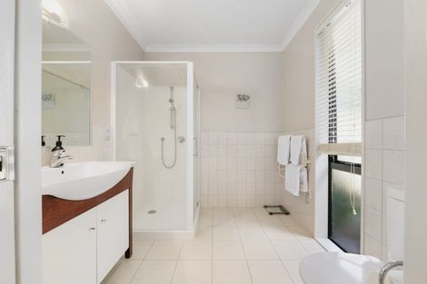 Photo of property in 18 Azure Place, Huntington, Hamilton, 3210