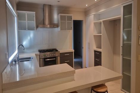 Photo of property in 10 Laurel Oak Drive, Schnapper Rock, Auckland, 0632