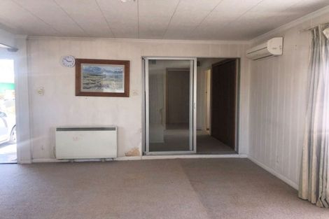 Photo of property in 15 Haslett Place, Upper Riccarton, Christchurch, 8041