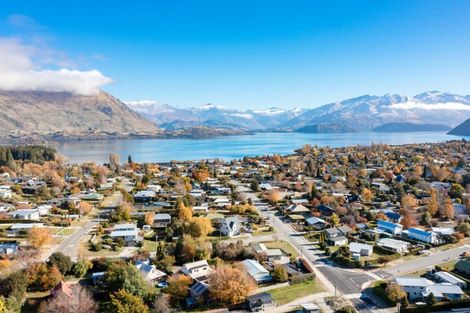 Photo of property in 117 Totara Terrace, Wanaka, 9305