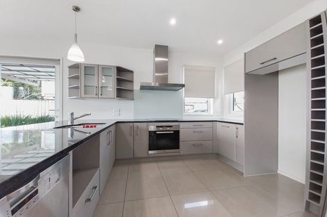 Photo of property in 61b Millen Avenue, Pakuranga, Auckland, 2010