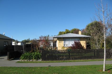 Photo of property in 1/34 Tyrone Street, Belfast, Christchurch, 8051