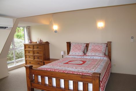 Photo of property in 1/15 Wilding Avenue, Northcote Point, Auckland, 0627