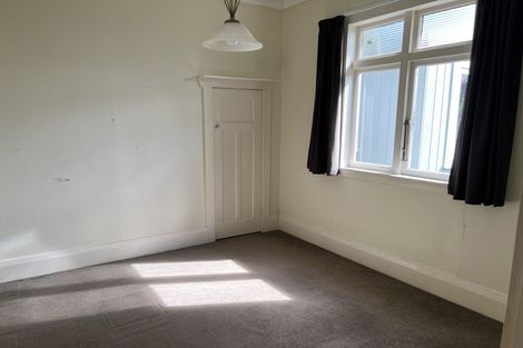 Photo of property in 5 Zion Road, Birkenhead, Auckland, 0626