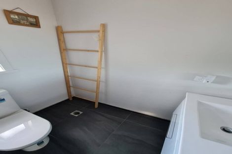 Photo of property in 18a Rarangi Way, Owhiro Bay, Wellington, 6023