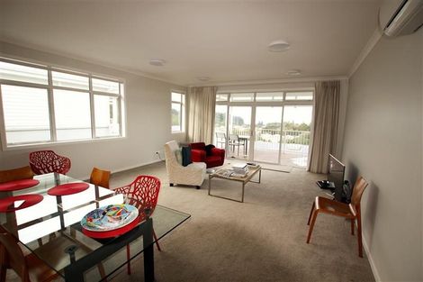 Photo of property in 48 Panorama Heights, Orewa, 0931