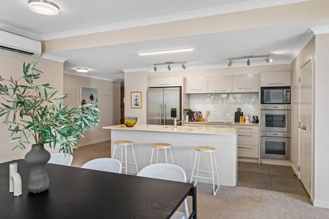 Photo of property in 60 Eaves Bush Parade, Orewa, 0931