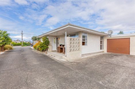 Photo of property in 108a Avondale Road, Taradale, Napier, 4112