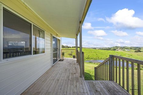 Photo of property in 134 Heatley Road, Whakapirau, Maungaturoto, 0583