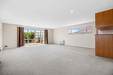 Photo of property in 58 Collingwood Street, New Brighton, Christchurch, 8061