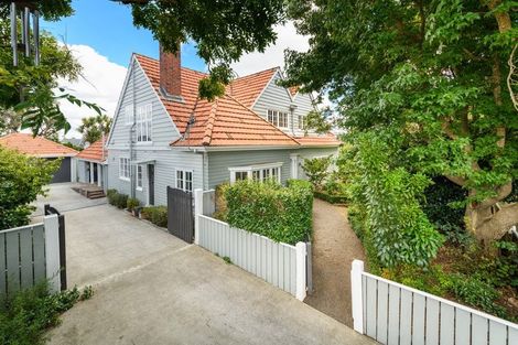 Photo of property in 38 Langston Avenue, Palmerston North, 4414