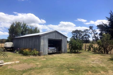 Photo of property in 16 Douglas Road, Waipukurau, 4200