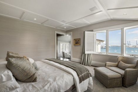 Photo of property in 21 Stanley Point Road, Stanley Point, Auckland, 0624