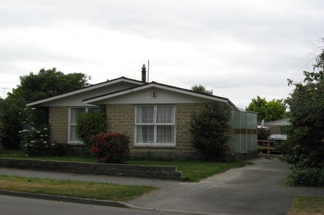 Photo of property in 37 Deepdale Street, Burnside, Christchurch, 8053