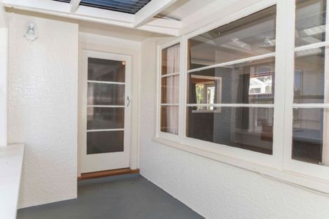 Photo of property in 6 Redfern Street, Dannevirke, 4930