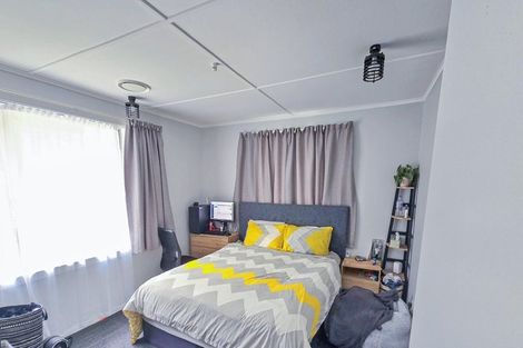 Photo of property in 5 Hay Street, Naenae, Lower Hutt, 5011