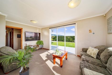 Photo of property in 95 Koru Road, Omata, New Plymouth, 4374