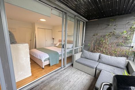 Photo of property in 2/11 Sentinel Road, Herne Bay, Auckland, 1011