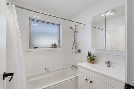 Photo of property in 1/94 Aldwins Road, Phillipstown, Christchurch, 8062