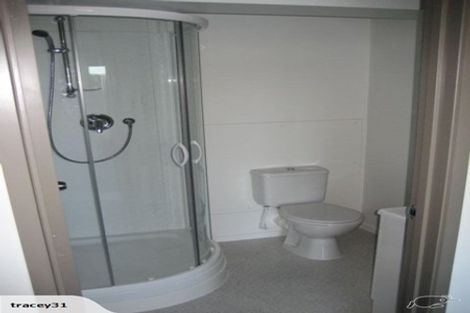 Photo of property in 32 Roick Parade, Glen Eden, Auckland, 0602