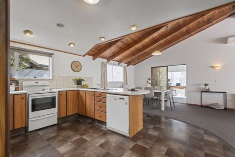 Photo of property in 63 Rhodes Drive, Kelvin Grove, Palmerston North, 4414