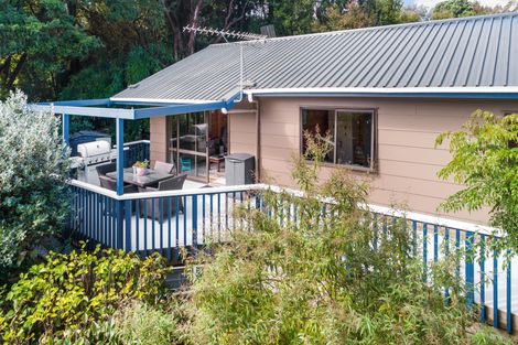 Photo of property in 2b Collingwood Road, Waiuku, 2123