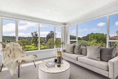 Photo of property in 14 Tarahanga Street, Northcote, Auckland, 0627