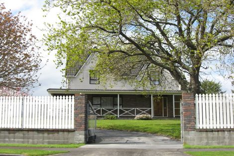 Photo of property in 33 Takiroa Street, Urenui, 4375