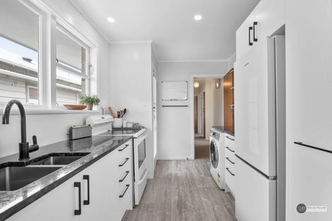 Photo of property in 25a Porutu Street, Fairfield, Lower Hutt, 5011