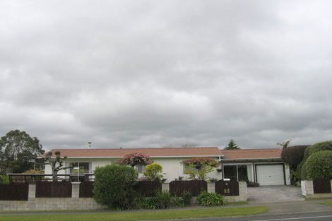 Photo of property in 60 Richmond Avenue, Richmond Heights, Taupo, 3330