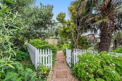 Photo of property in 23 Ostend Road, Ostend, Waiheke Island, 1081