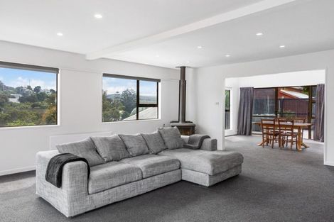 Photo of property in 3 Oak Avenue, Paremata, Porirua, 5024