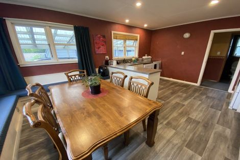 Photo of property in 63 Severn Street, Rongotea, 4476