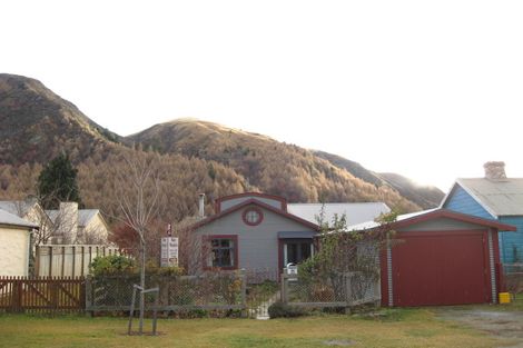 Photo of property in 30 Wiltshire Street, Arrowtown, 9302