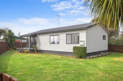 Photo of property in 14c Puriri Road, Pukekohe, 2120